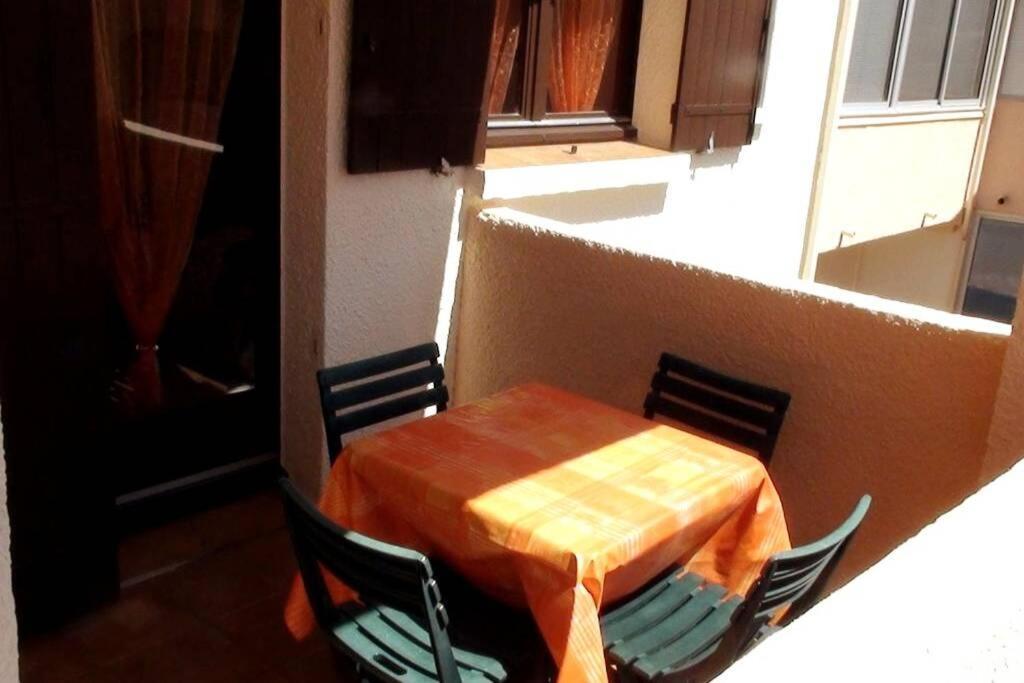 Appartement Calme Entre Terre Et Mer Proche Plage เฟลอรี ภายนอก รูปภาพ