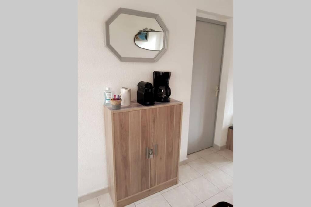 Appartement Calme Entre Terre Et Mer Proche Plage เฟลอรี ภายนอก รูปภาพ